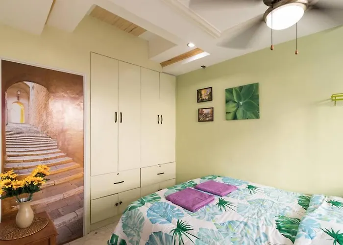 Hideaway , Need, And Nothing Don't Appartement *